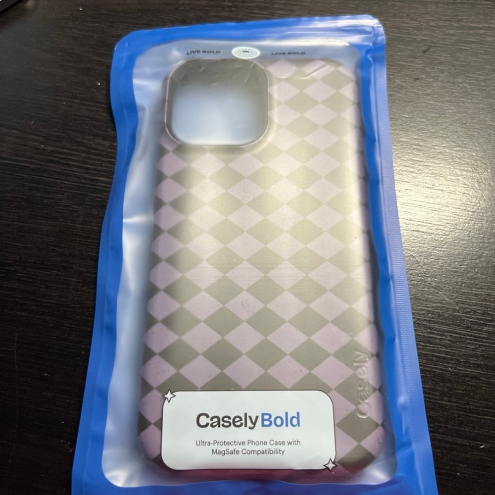 Casely Bold Checkered Phone Case - Pink and Gray